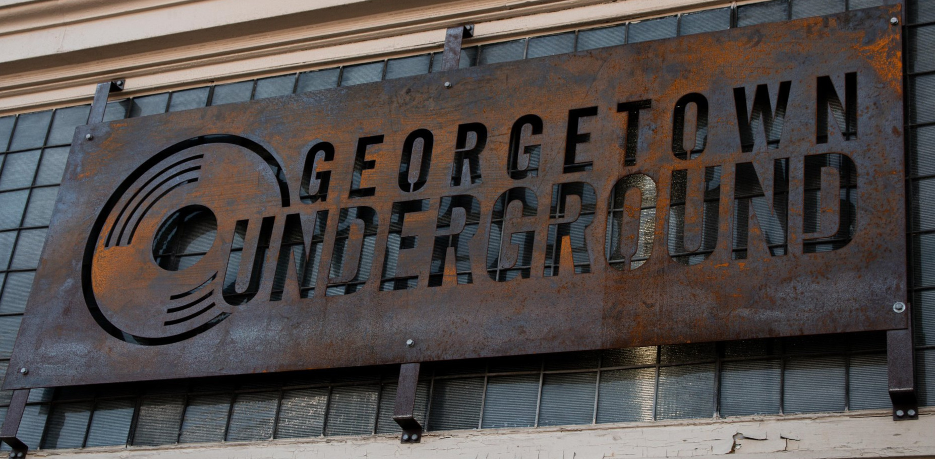 Georgetown Kentucky Record Shop Refurbishes Skateboards For Kids In Need